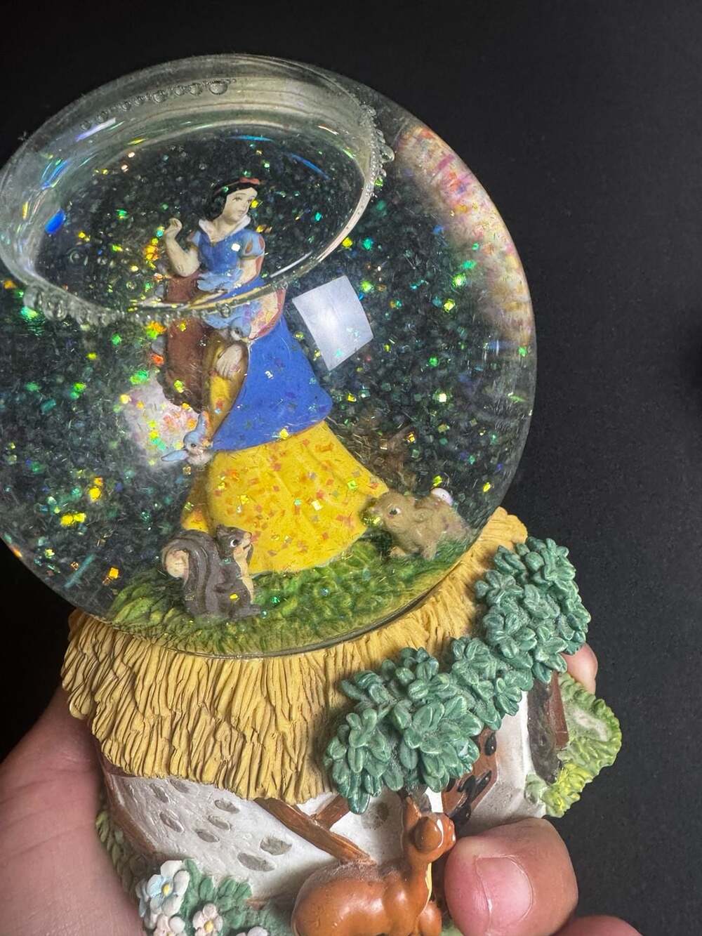 Enesco Disney Snow White and Forest Friends Musical Snow Globe